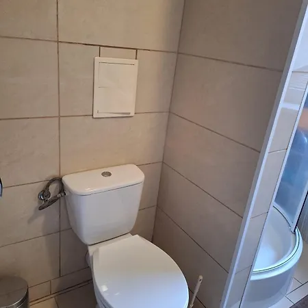 Appartement Przy Morzu Z Basenem Do 8 Miejsc Noclegowych