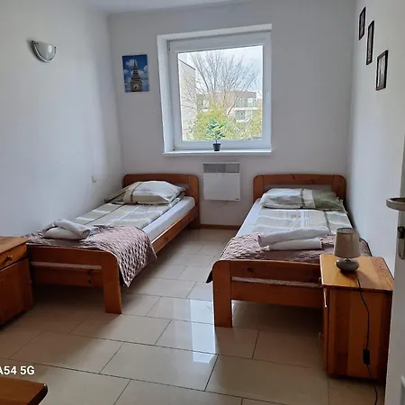 Appartement Przy Morzu Z Basenem Do 8 Miejsc Noclegowych